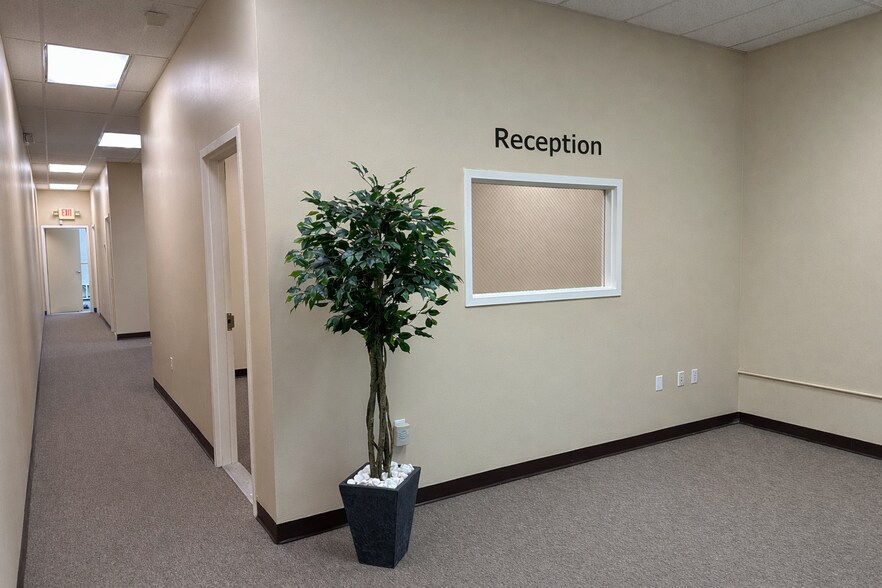 More Photos Of 11407 Challenger Ave, Odessa Industrial For Lease