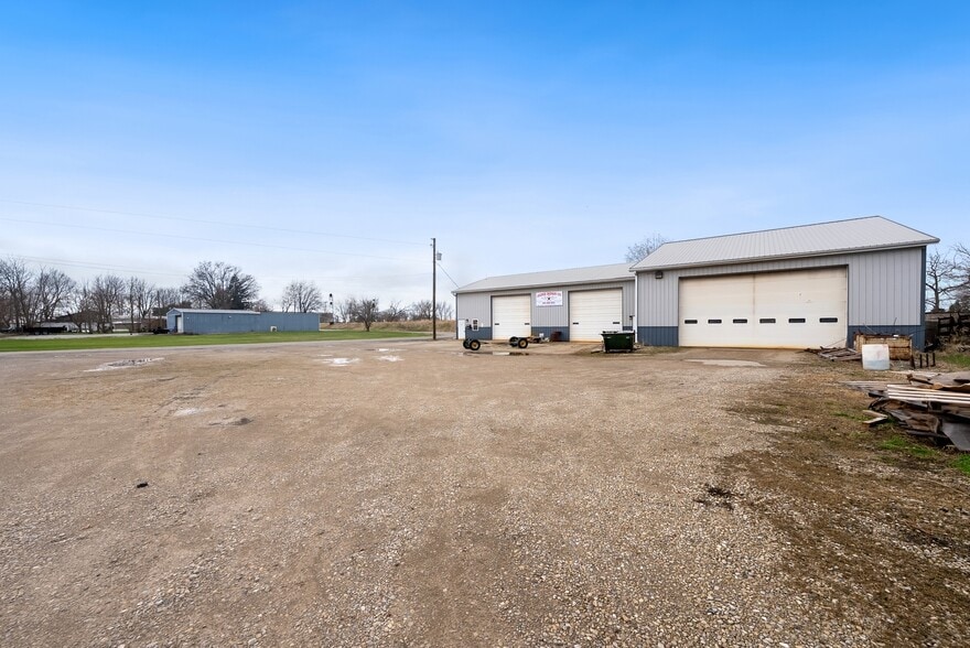 More Photos Of 364 S Warpole St, Upper Sandusky Industrial For Sale