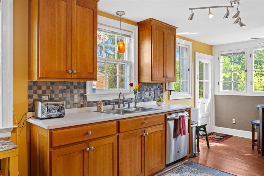 More Photos Of 1830 Thrift Rd, Madison Winery Vineyard For Sale