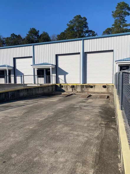 More Photos Of 5040 W Tharpe St, Tallahassee Unknown For Lease