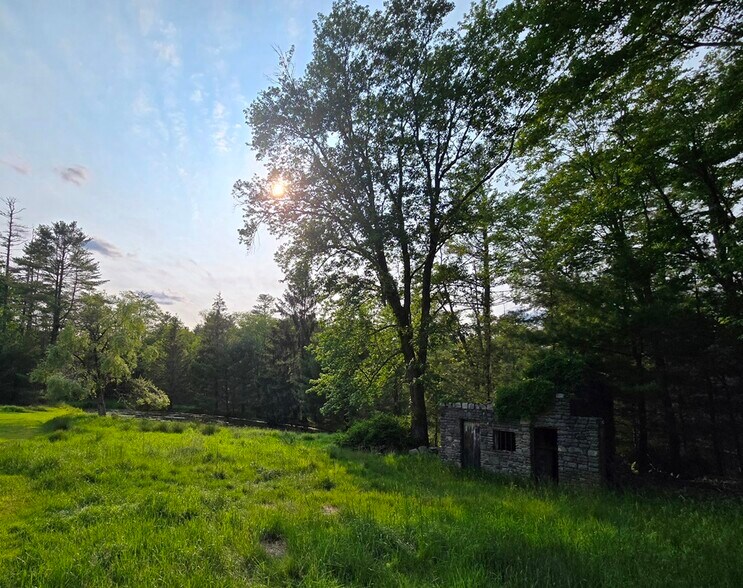 More Photos Of 54 Eldred Yulan Rd, Eldred Apartments For Sale