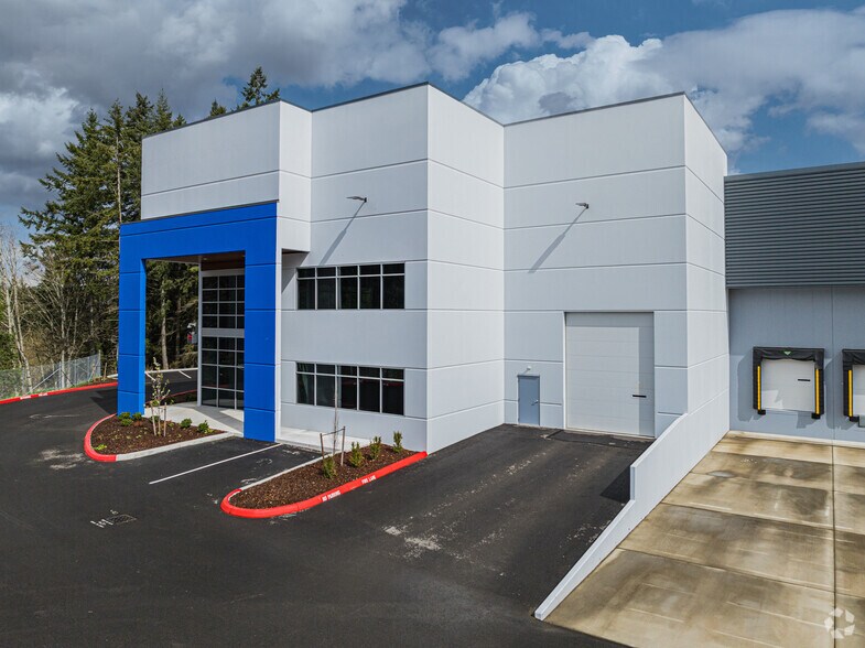 More Photos Of 17433 63rd Ave E, Puyallup Distribution For Sale