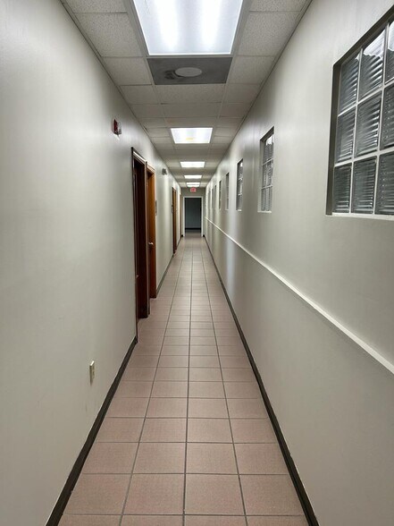 More Photos Of 1801 Coral Way, Miami Medical For Lease