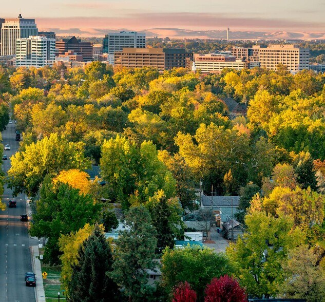 More Photos Of 4477 W Emerald St, Boise Office For Sale