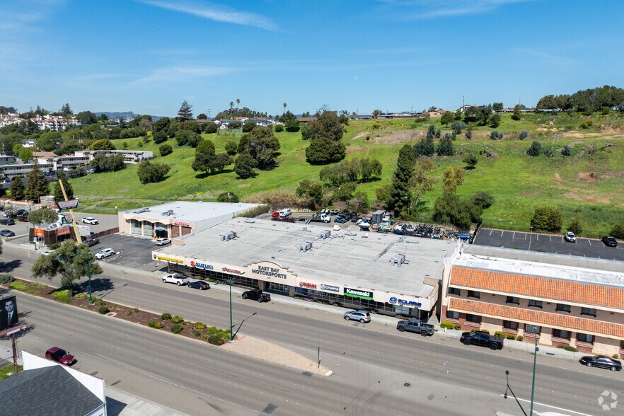 More Photos Of 21756-21758 Foothill Blvd, Hayward General Retail For Sale