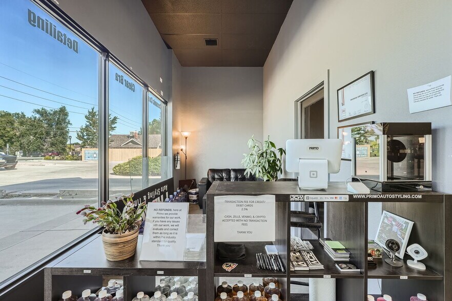 More Photos Of 4300 Kipling St, Wheat Ridge General Retail For Sale