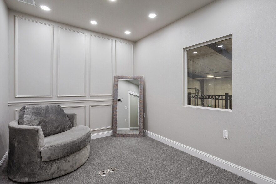 More Photos Of 2536 Old Happy Jack Rd, Cheyenne Flex For Sale