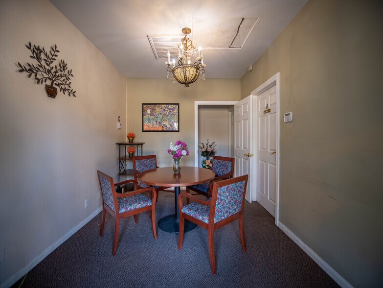 More Photos Of 7121 Magnolia Ave, Riverside Office For Sale