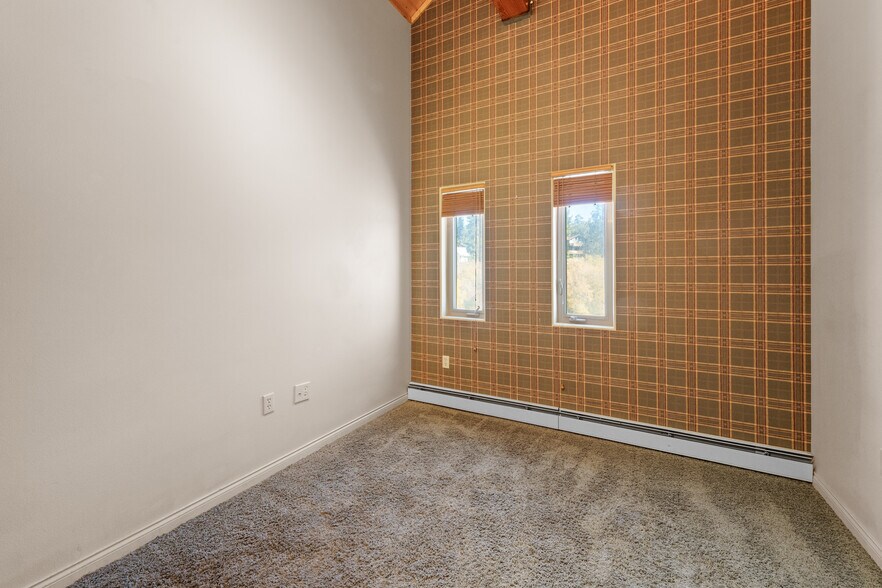 More Photos Of 42718 Moonridge Rd, Big Bear Lake Office For Sale