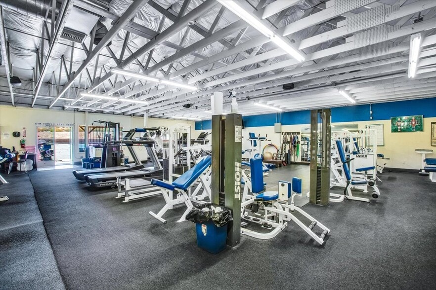 More Photos Of 73782 Two Mile Rd, Twentynine Palms Health Club For Sale