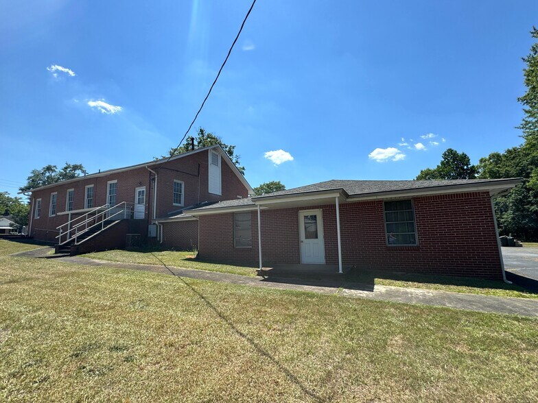 More Photos Of 5061 Austell-Powder Springs Rd, Clarkdale Religious Facility For Sale