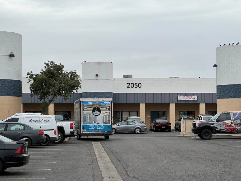 More Photos Of 2030 W Deer Valley Rd, Phoenix Unknown For Lease