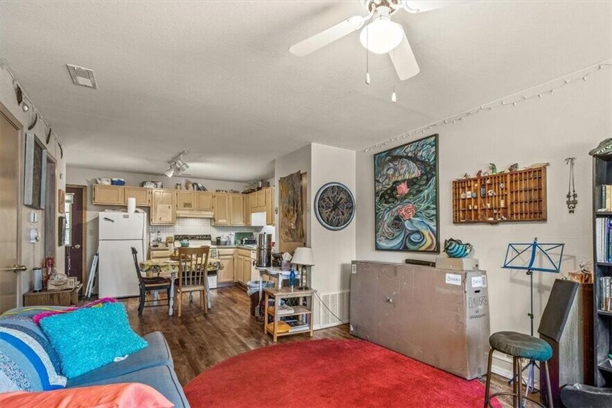 More Photos Of 15 Pivot Rock Rd, Eureka Springs Apartments For Sale