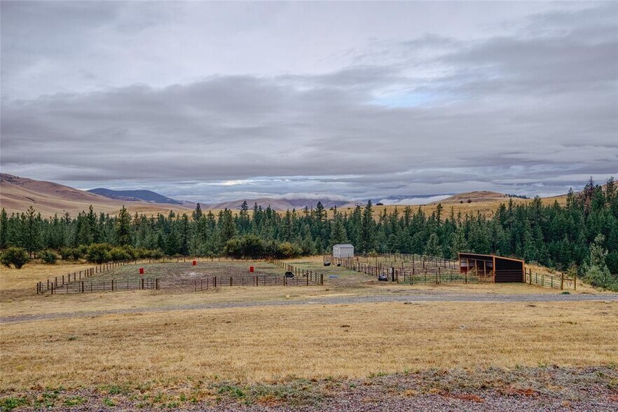 More Photos Of 7000 Browns Meadow Rd, Niarada Multifamily For Sale