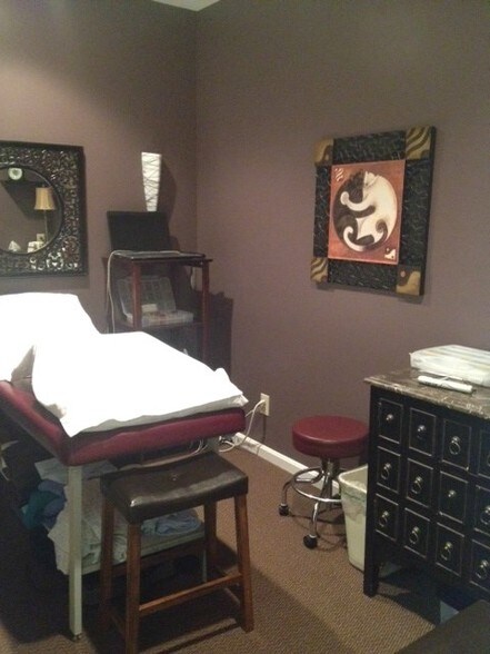 More Photos Of 6936-6948 Tylersville Rd, West Chester Medical For Sale