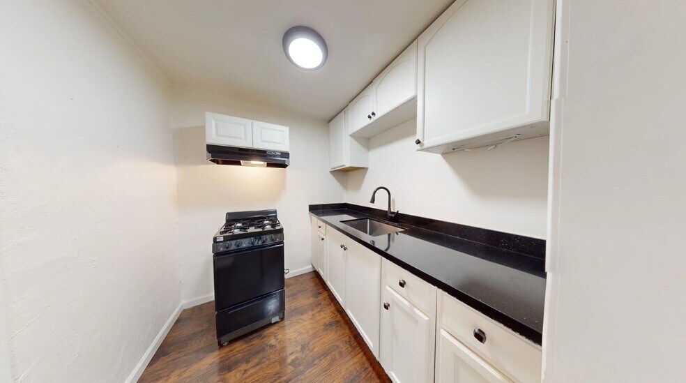 More Photos Of 2715 Twin View Blvd, Shasta Lake Multifamily For Sale