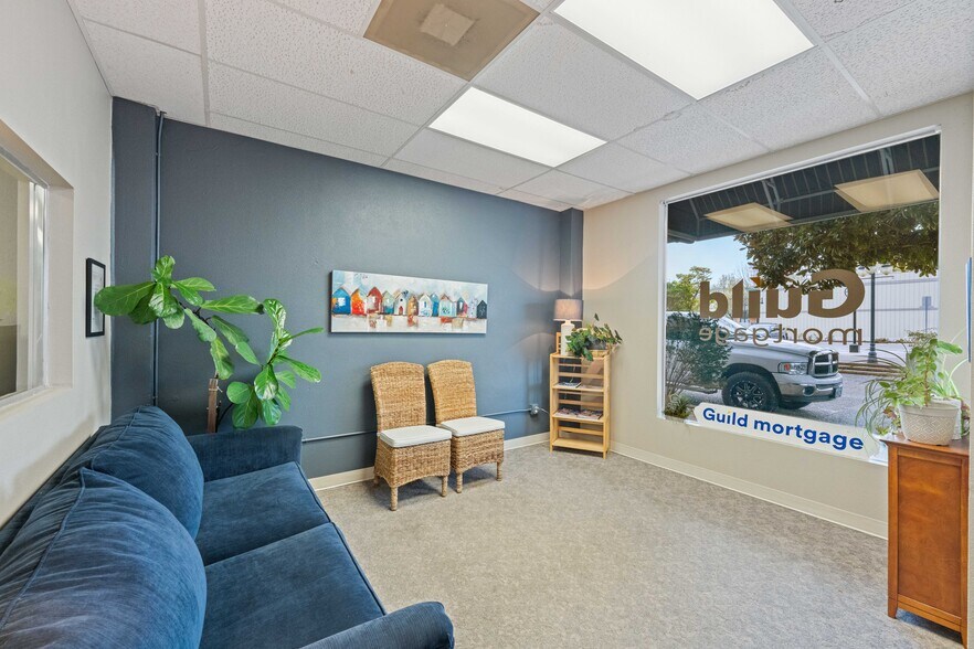 More Photos Of 340 Central Ave, Coos Bay Medical For Lease