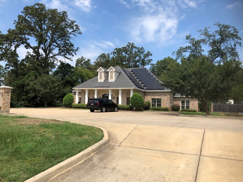 More Photos Of 9335 Ellerbe Rd, Shreveport General Retail For Lease