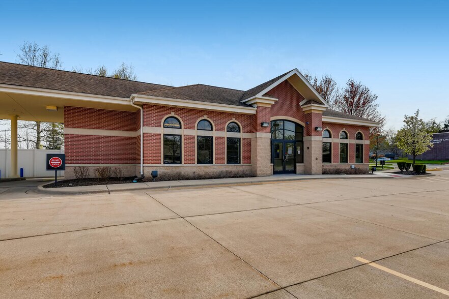 More Photos Of 7231 171ST St, Tinley Park Fast Food For Lease