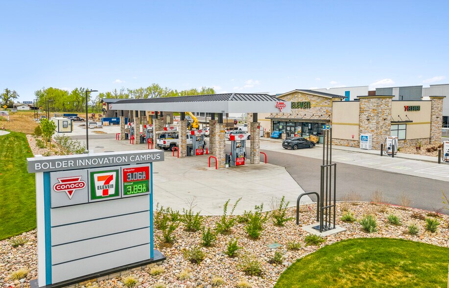 More Photos Of 1360 S 96th St, Louisville Convenience Store For Sale