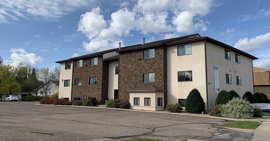 More Photos Of 2718 Gateway Ave, Bismarck Office For Lease