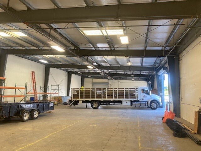 More Photos Of 1190-1200 Lander Ave, Turlock Warehouse For Lease