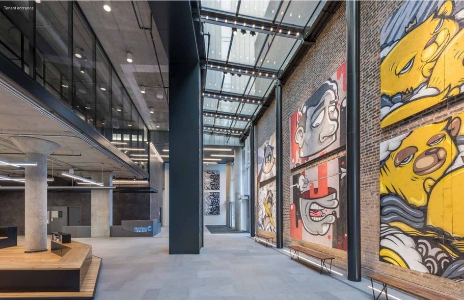 More Photos Of 1330 W Fulton St, Chicago Office For Lease