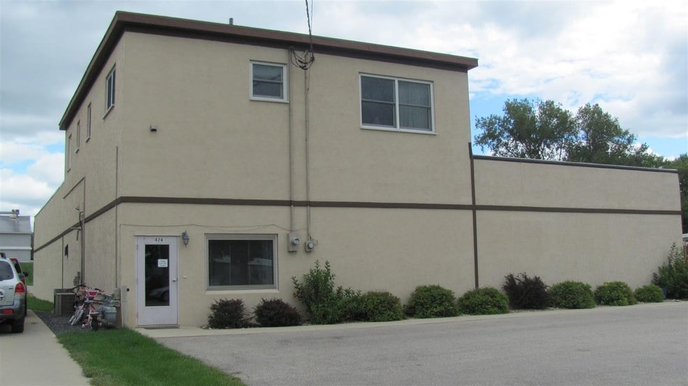 More Photos Of 424 1st Ave SE, Stewartville Office For Sale