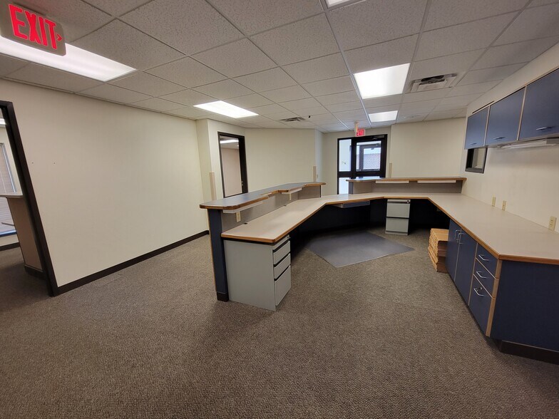 More Photos Of 4205 State St, Bismarck Medical For Sale