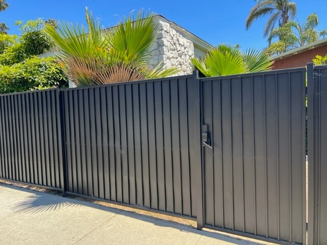 More Photos Of 808 Venice Blvd, Venice Apartments For Sale