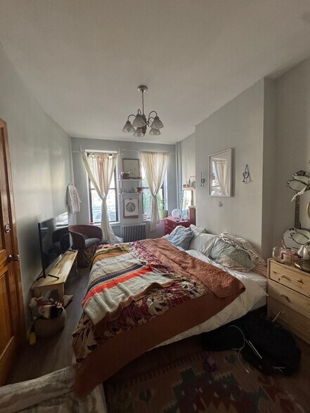More Photos Of 1728 Greene Ave, Ridgewood Multifamily For Sale