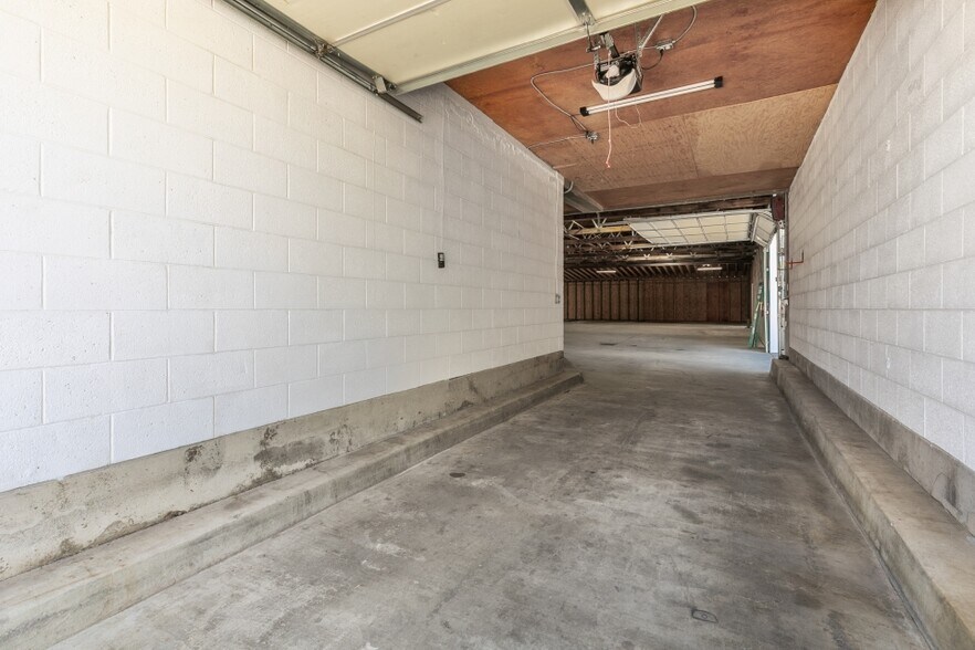 More Photos Of 49 W Burton Ave, Salt Lake City Warehouse For Lease