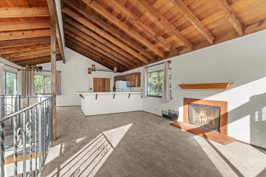 More Photos Of 2122 Penasquitas Dr, Aptos Apartments For Sale