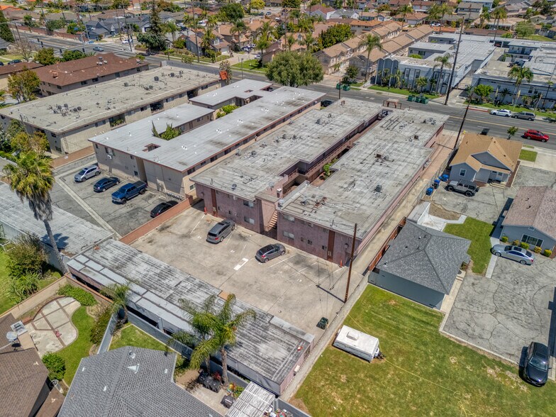 More Photos Of 7836 Stewart and Gray Rd, Downey Apartments For Sale