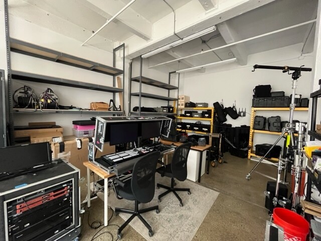 More Photos Of 220 36th St, Brooklyn Office For Sale