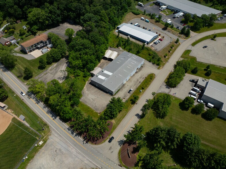 More Photos Of 11075 Parker Dr, Irwin Warehouse For Sale