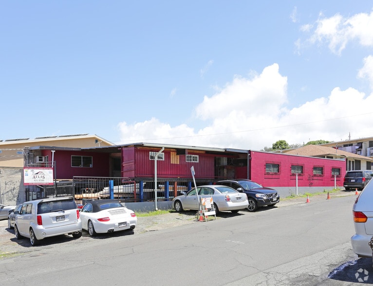 More Photos Of 1302 N School St, Honolulu Service For Lease