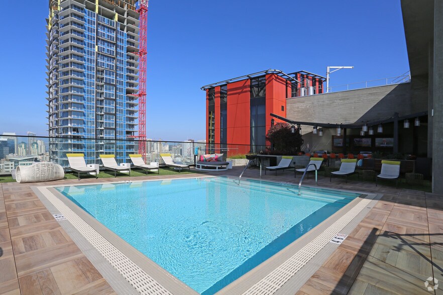 More Photos Of 1501 Island Ave, San Diego Apartments For Lease