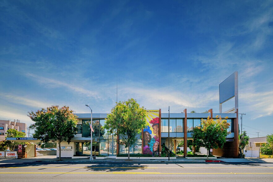 More Photos Of 526 W Las Tunas Dr, San Gabriel Office For Sale