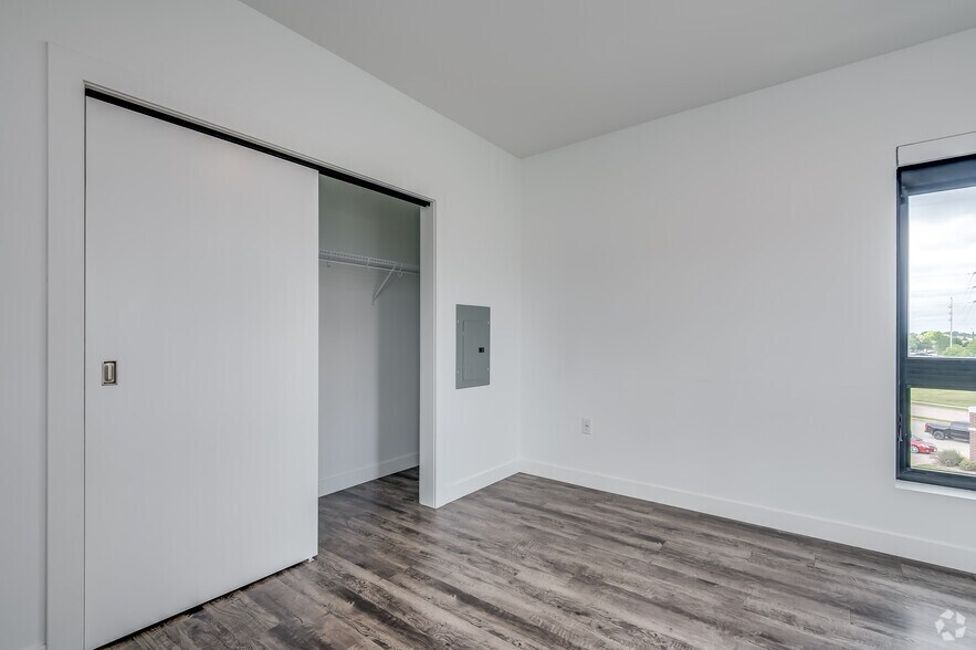 More Photos Of 155 Jackson St, Oshkosh Apartments For Lease