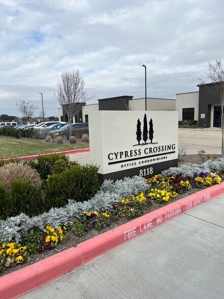 More Photos Of 8118 Fry Rd, Cypress Office For Lease