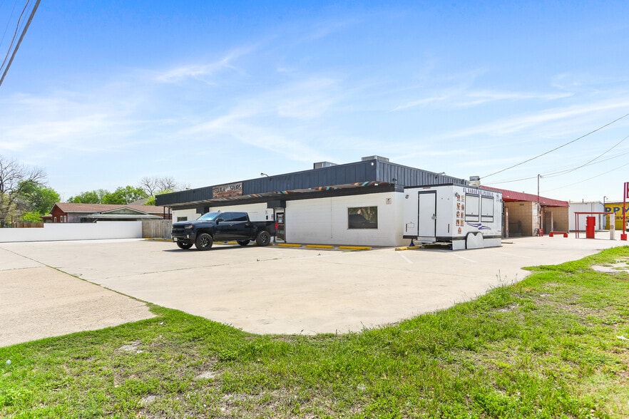 More Photos Of 734 Cantrell Dr, San Antonio Restaurant For Sale