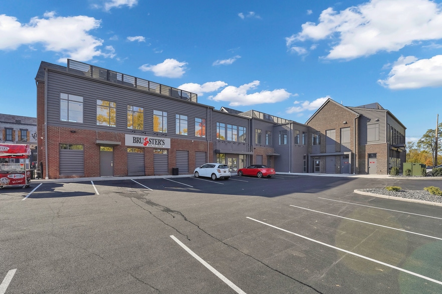 More Photos Of 7332 E Main St, Reynoldsburg Storefront Retail Office For Lease