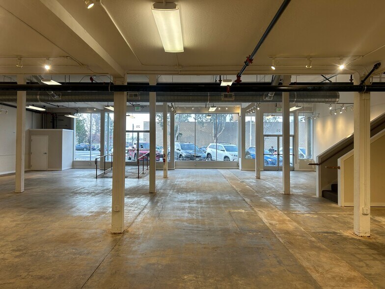 More Photos Of 25 43rd Ave, San Mateo Storefront For Lease