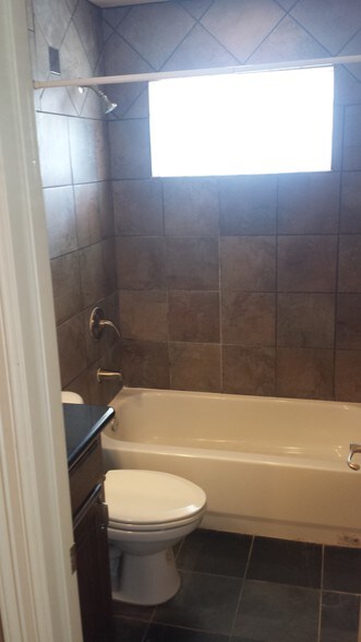 More Photos Of 2030 Portsmouth St, Houston Apartments For Sale