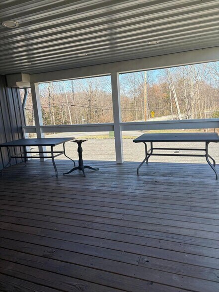 More Photos Of Wilderness Hwy, Mount Nebo General Retail For Sale