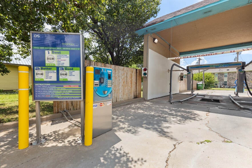 More Photos Of 1003 N Main St, Tonkawa Carwash For Sale