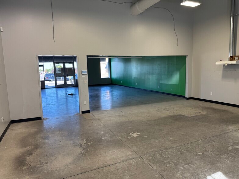 More Photos Of 12600 S Bangerter Hwy, Riverton Unknown For Lease