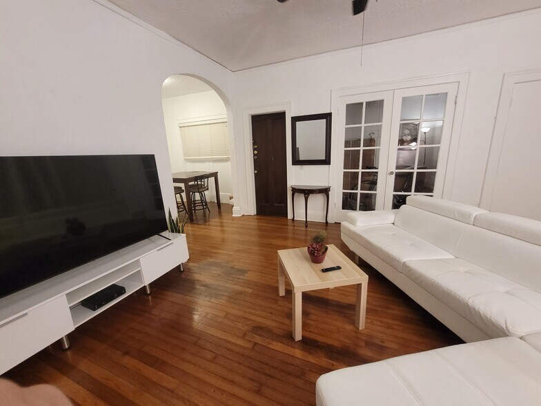 More Photos Of 315 Navarre Ave, Coral Gables Apartments For Sale