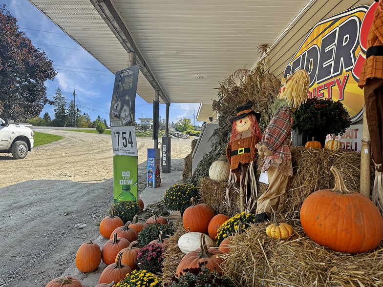 More Photos Of 61 Calais Rd, Hodgdon Bowling Alley For Sale